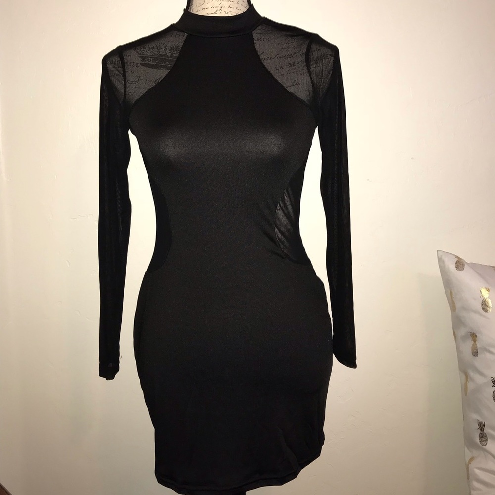 White see-through back dress 👗